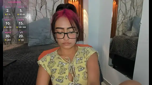 Valkyfoxxx's cam snapshot