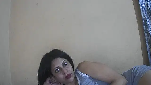 Miss_scofield's cam snapshot