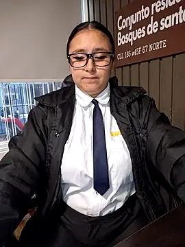 Cute_Penelope's cam snapshot