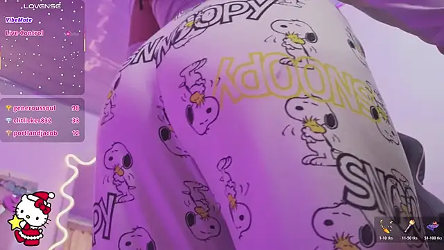 ZURY_TAY's cam snapshot