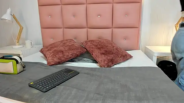 lhiamfit's cam snapshot