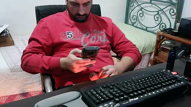 Italian_dark_desire's cam snapshot