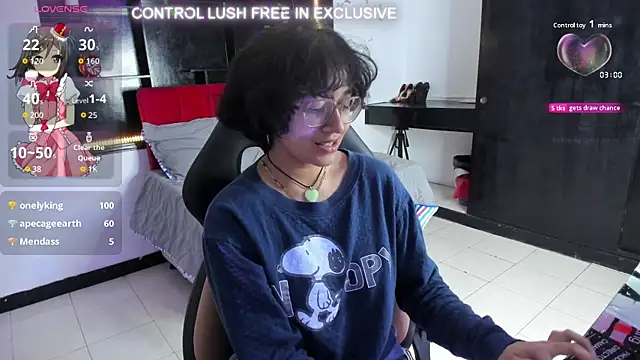 Lili_Gomez_'s cam snapshot