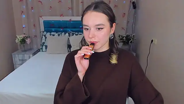 EmelyMason's web cam