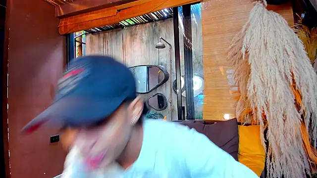 AlanCutee live sex cam