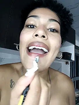 delaylacruz's cam snapshot