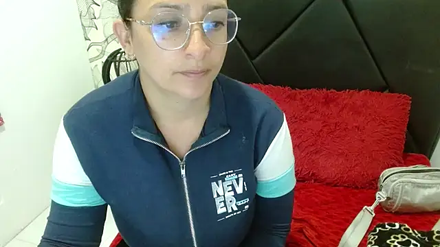 sarax_ximena's cam snapshot