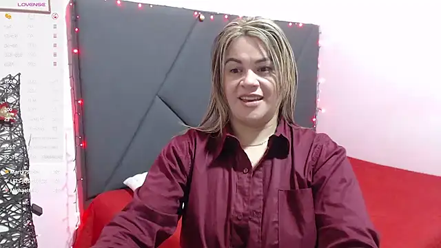 pamela_echeverria's cam snapshot