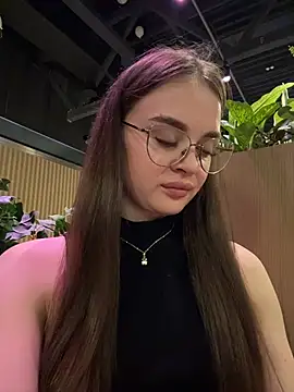 KristiRich's cam snapshot