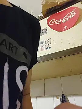 SheTheDeeevil's cam snapshot