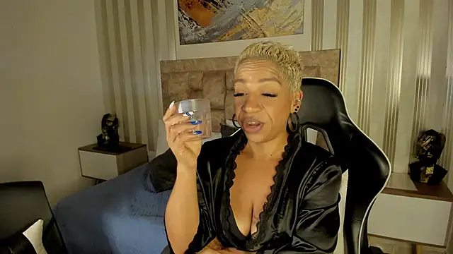 summer_night_'s cam snapshot