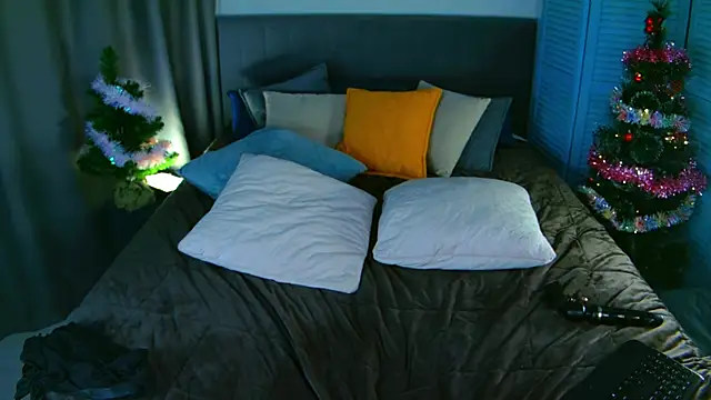 AssolMonet's cam snapshot