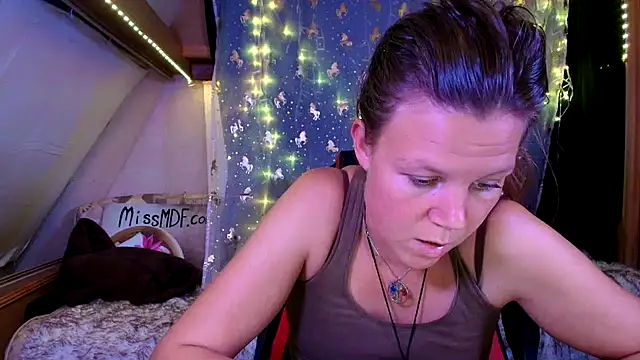 CallMeMaria's cam snapshot