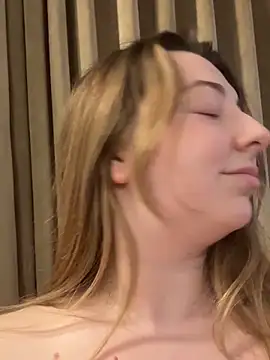 curvyflawless's cam snapshot