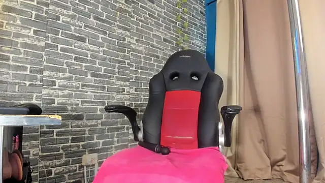 iam_samy_'s cam snapshot