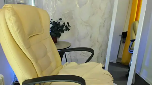 Lika_0ne's cam snapshot