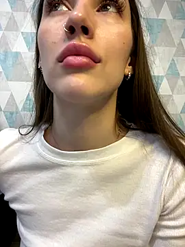 MelaniePavola-'s cam snapshot