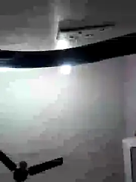 Tamil-Meenu12's cam snapshot