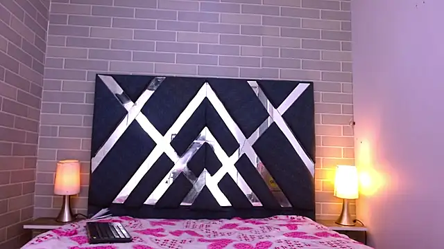 AndreaGil_ live sex cam