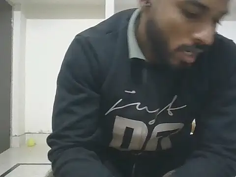 Raw12499's cam snapshot