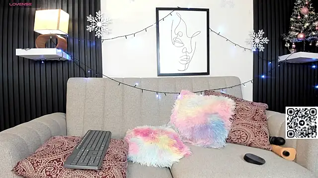 Sirenita_petitexoxo's cam snapshot