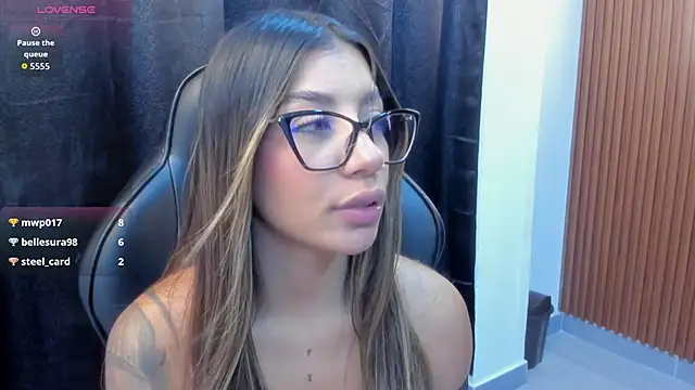 Aria_Moretti_'s cam snapshot