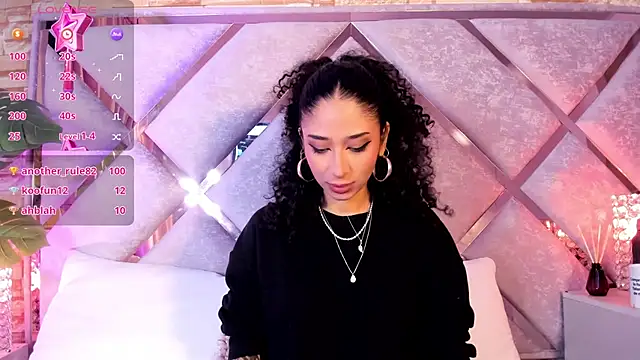 _lanna_jhonson_'s cam snapshot