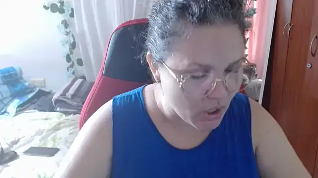 helenca43's cam snapshot