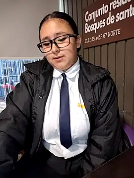 Cute_Penelope's cam snapshot