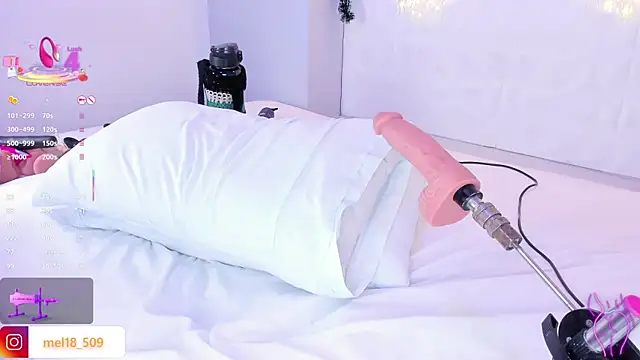 MelanieKlaus's cam snapshot