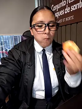 Cute_Penelope's cam snapshot