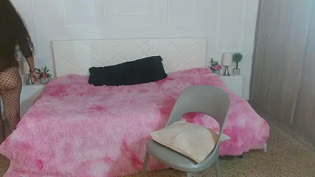 BellaSky4's cam snapshot