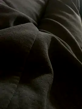 MuzzyFacing's cam snapshot