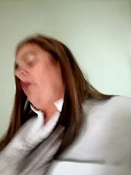 Mia-Glow live sex cam