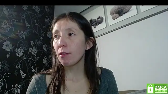 Sophi_Cute's cam snapshot