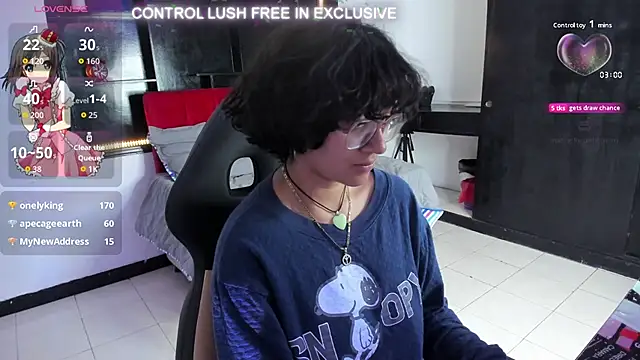 Lili_Gomez_'s cam snapshot