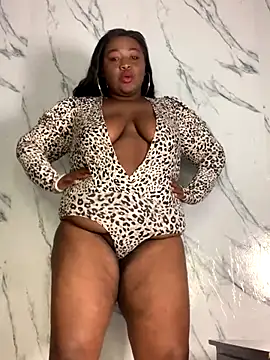 Candy_Brown69's cam snapshot