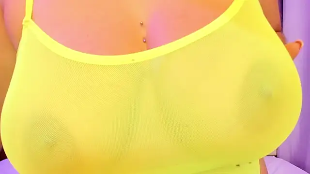 MHONIKBELUCCI's cam snapshot