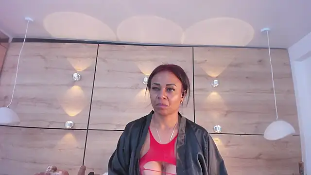 martina_touss's cam snapshot