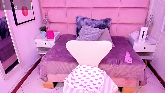 Janah_Myers's cam snapshot