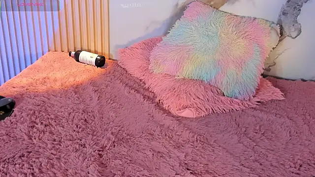 Missdionne_curly's cam snapshot