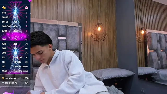 owen__johnson's cam snapshot