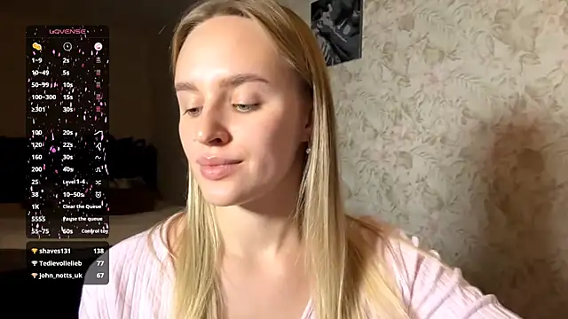 ElisabetLorney's cam snapshot