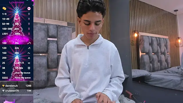 owen__johnson live sex cam