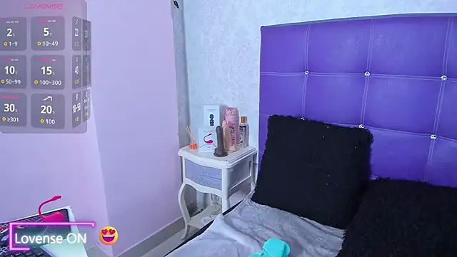 LeaMoreau22's cam snapshot