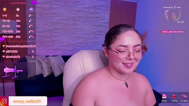 emmy_walker's cam snapshot