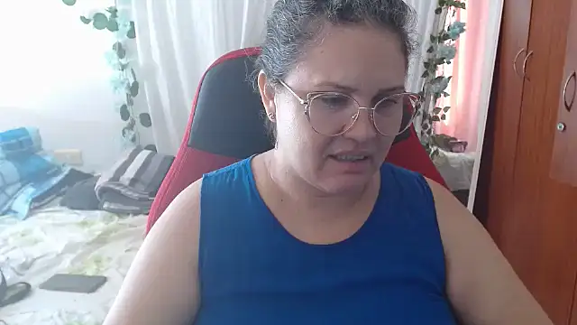 helenca43's cam snapshot