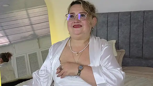 CurvyRosse_'s cam snapshot