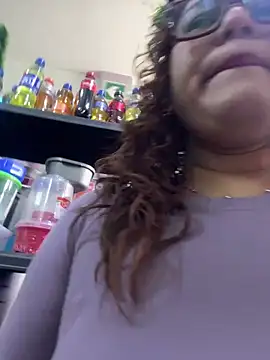 ROSALIASEXSHOP's cam snapshot