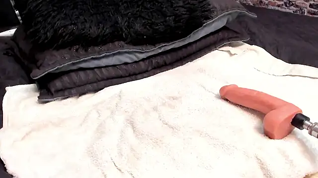 ALYANNA_HOT_'s cam snapshot